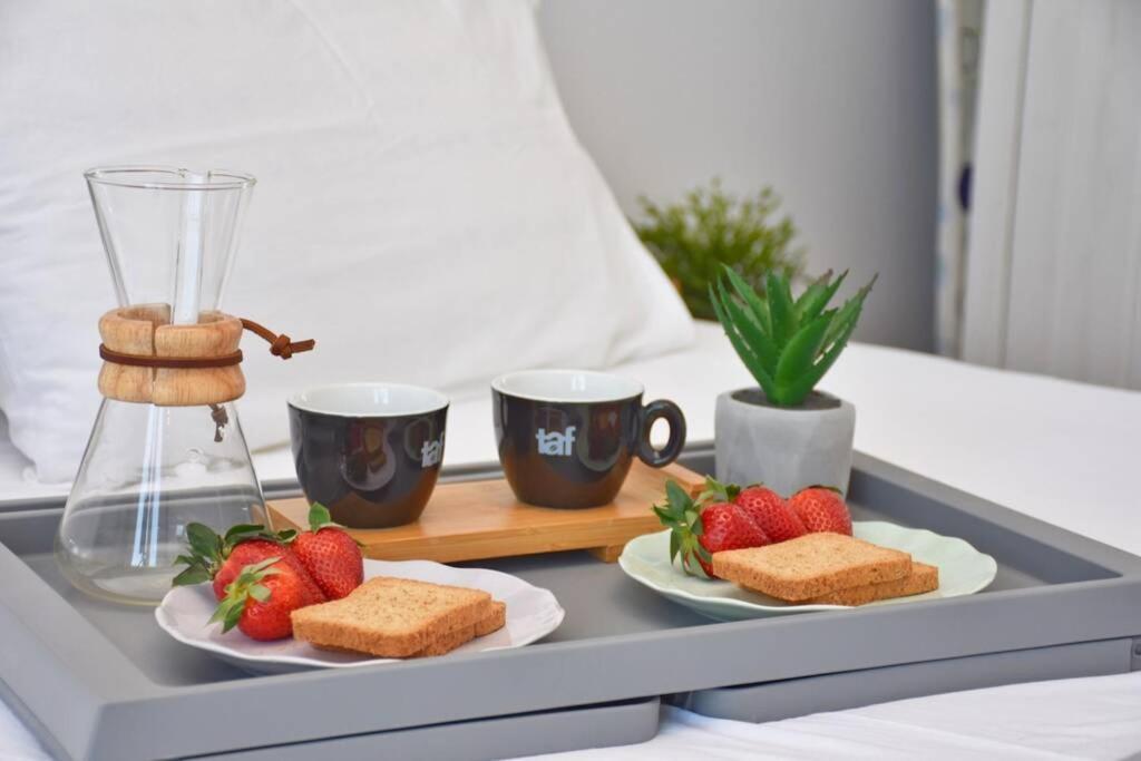 Potamos Deluxe White Apartment Ngoại thất bức ảnh